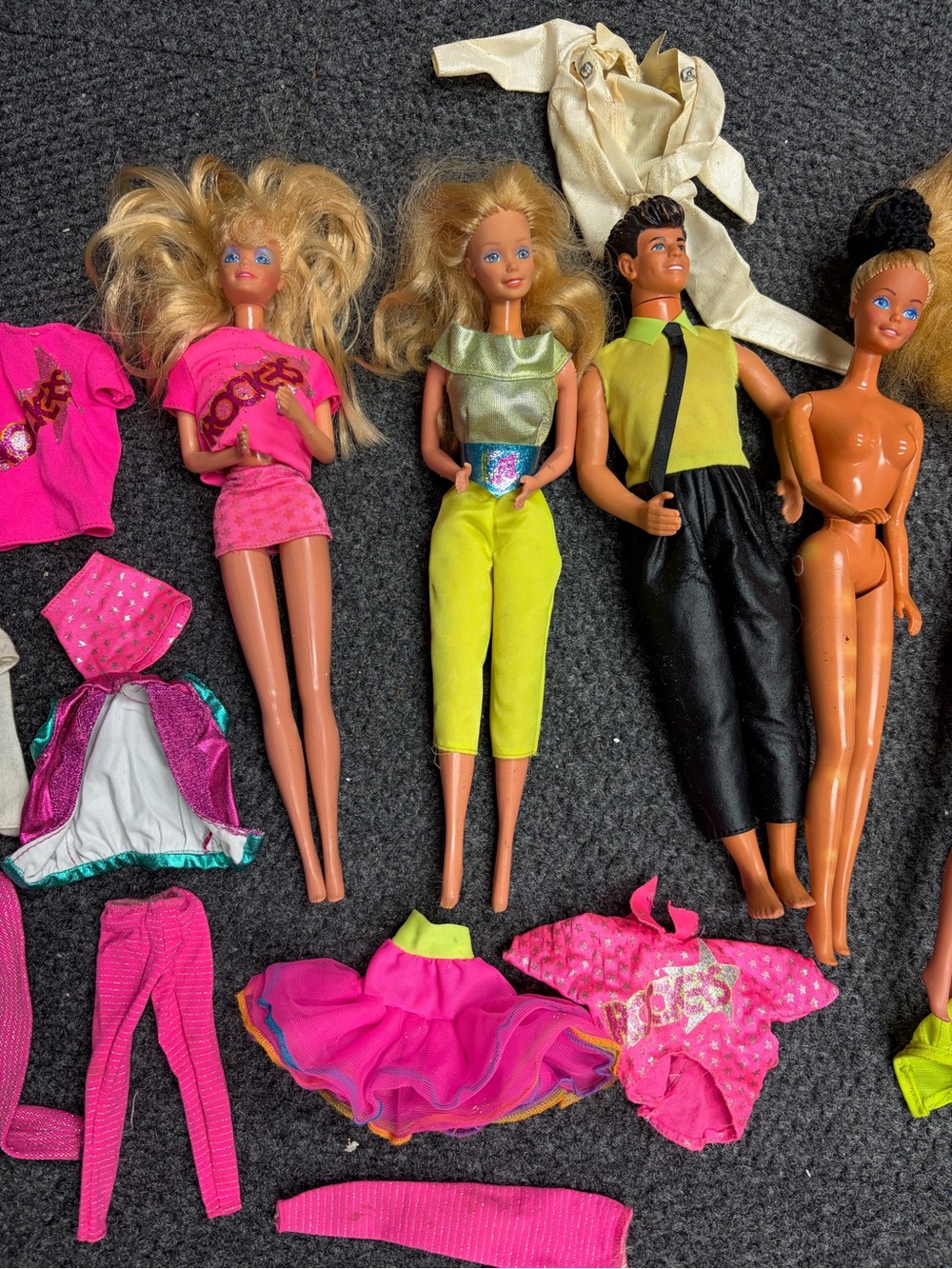 1980s Barbie and The Rockers lot of dolls outfits - Picture 5 of 10